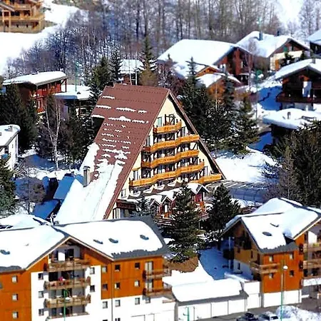 Hotel Adret 3*