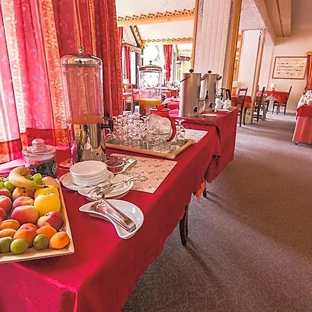 Hotel Adret