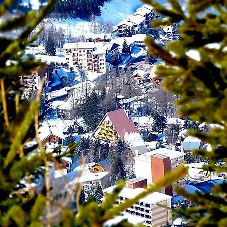 Adret Hotel