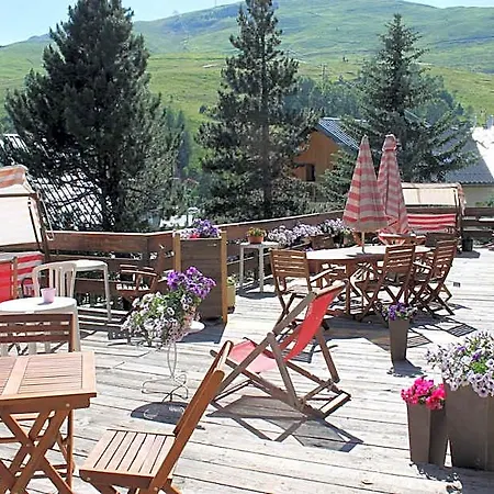 Hotel Adret 3*